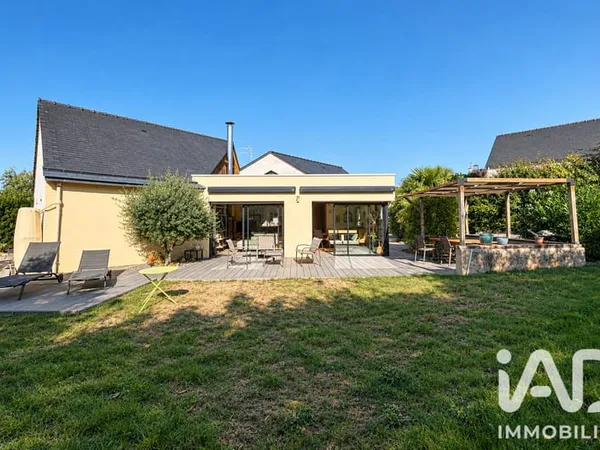 Maison 7 pièces 197 m²