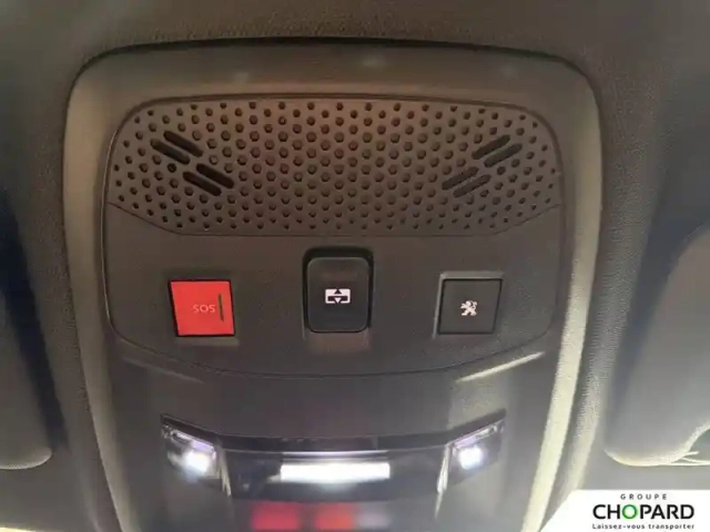Peugeot 2008 moteur électrique 136 ch — photo 21