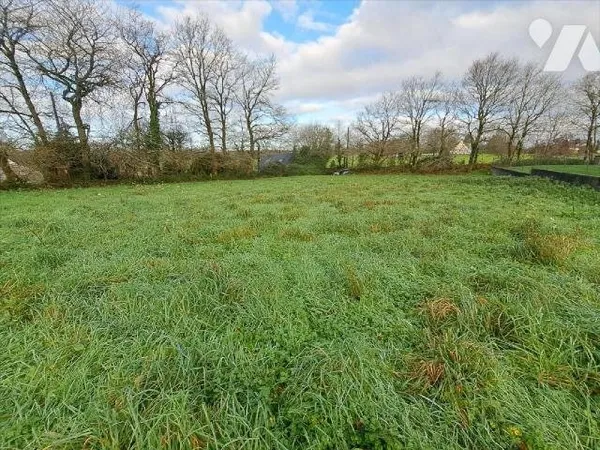 Terrain 1404 m²