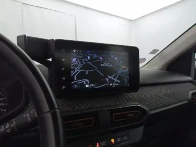 Dacia Sandero eco-g 100 stepway confort — photo 13