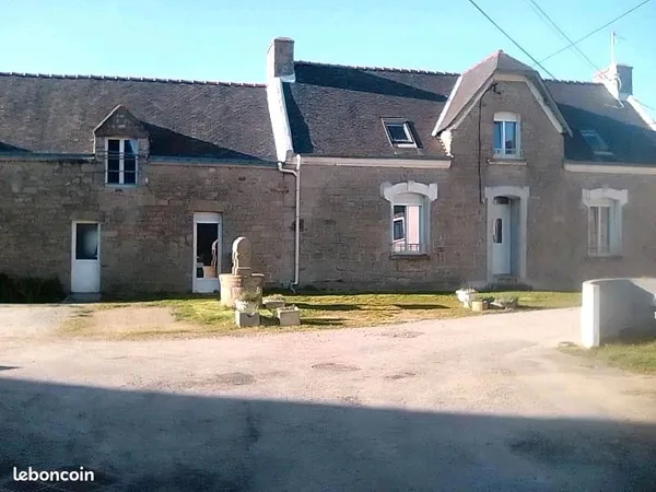 Bois,foret,longere avec maison