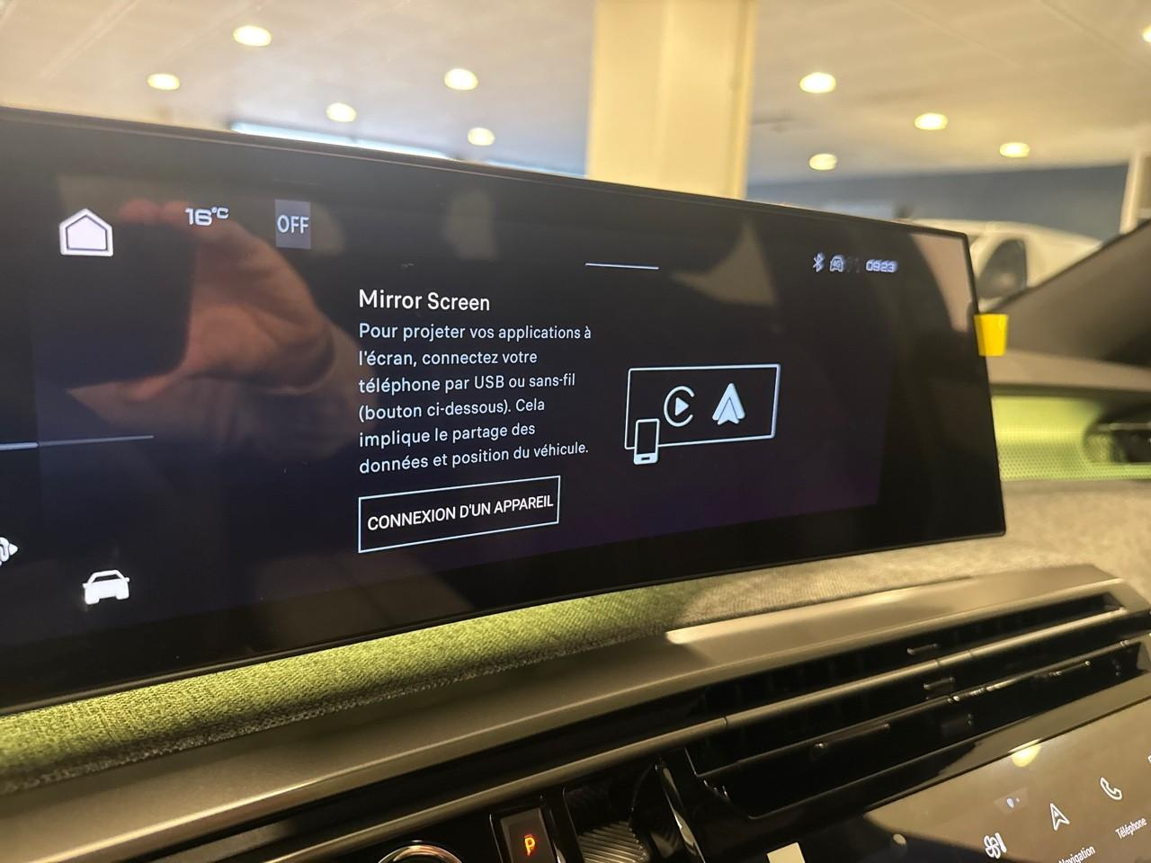 Peugeot 5008 hybride rechargeable plug-in 195ch gt e-dcs7 — photo 13