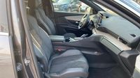 Peugeot 3008 1.2 PureTech 130ch S&S GT EAT8 — photo 15
