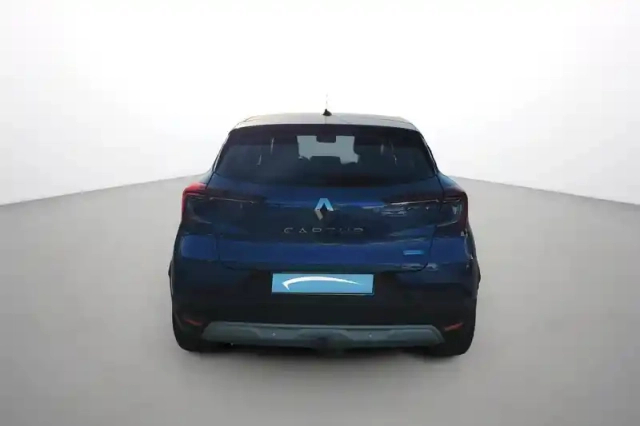 Renault Captur e-tech 145 - 21 — photo 5