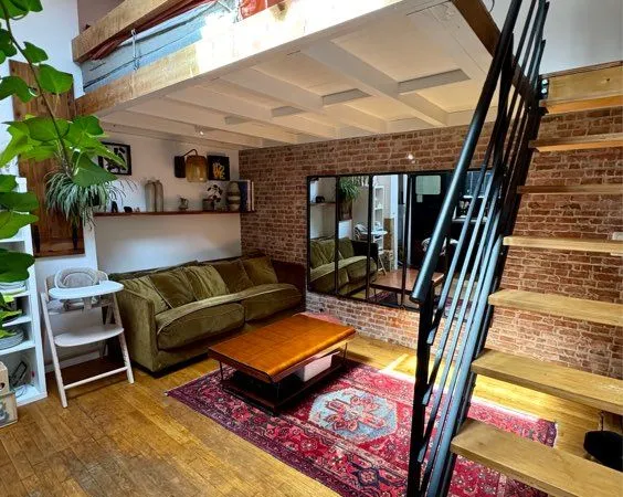Montmartre Abbesses / Duplex lumineux