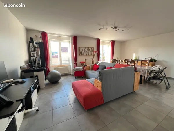Appartement traversant 88 m²