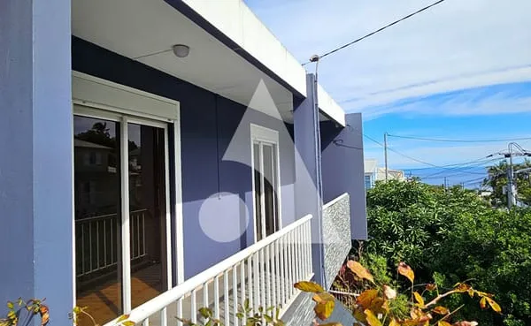 Petite-Île centre, Maison 115 m² + dépendance 100 m², Fort potentiel