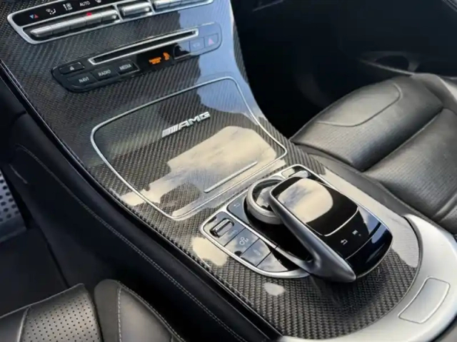 Mercedes Glc suv amg 63 s 4matic+ — photo 26