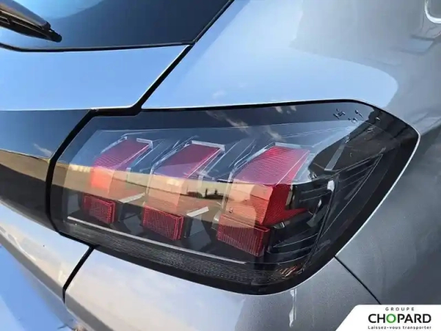Peugeot 208 puretech 75 s&amp;s bvm5 — photo 102