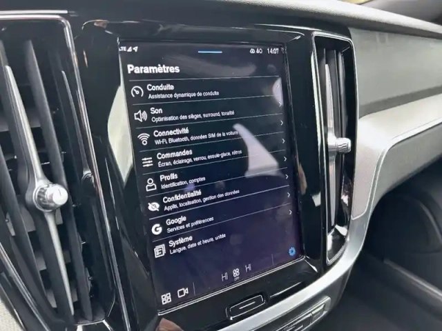 Volvo V60 t6 awd recharge 253 ch + 145 ch geartronic 8 — photo 18