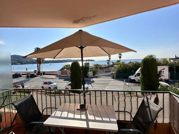 Studio vue mer à Agay location hivernale d'octobre à fin juin