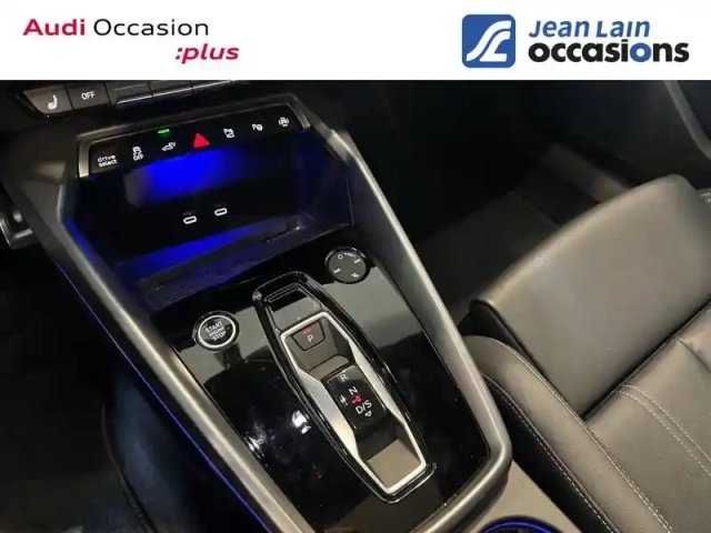 Audi A3 sportback tfsi e hybride rechargeable 204 s tronic 6 — photo 13