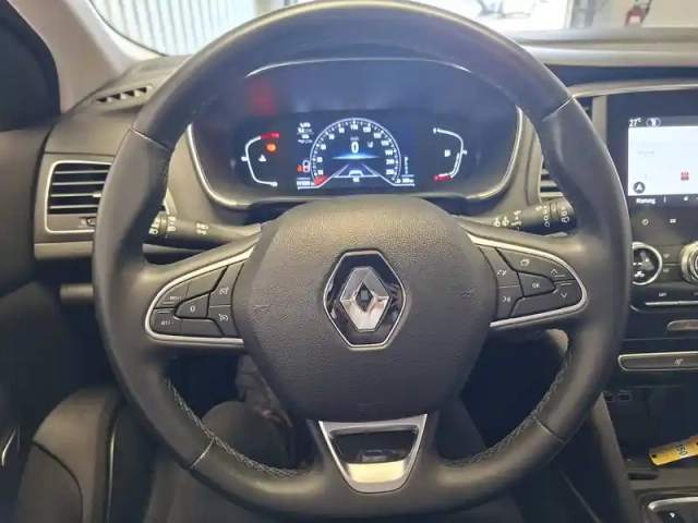 Renault Megane mégane iv berline blue dci 115 edc — photo 2