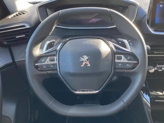 Peugeot 2008 1.2 puretech 130ch s&amp;s roadtrip eat8 — photo 10