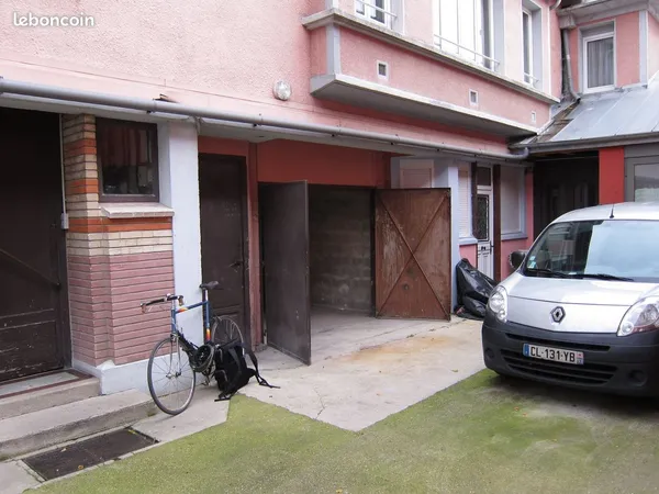 Box ou parking à louer 18m2