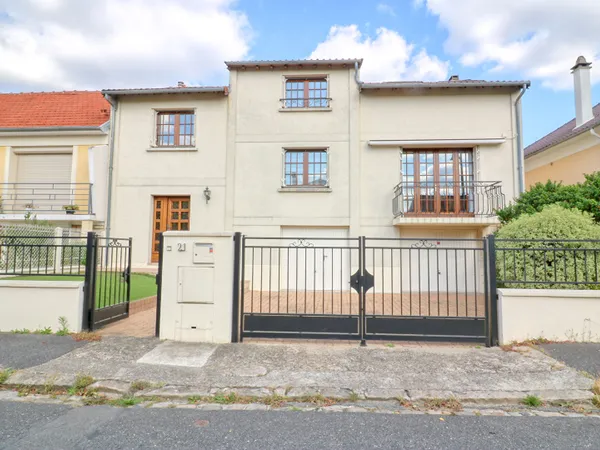 Maison familiale indépendante de 148 m² habitables, au calme d'une impasse pavillonnaire