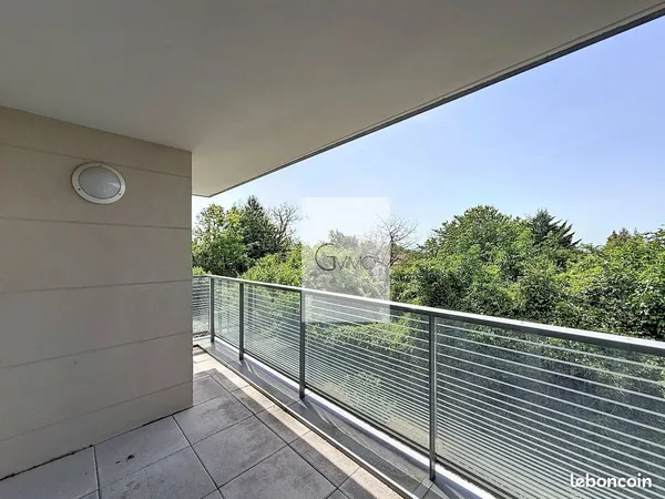 Cachan - 3 pièces avec terrasse