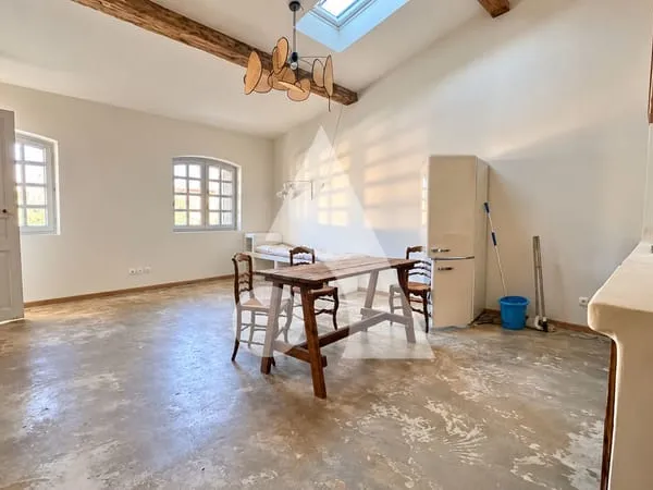 MONTPELLIER ( ÉCUSSON ) APPARTEMENT 4 PIECES MEUBLÉ DE 79.50 M²
