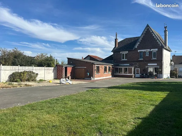 Propriété 7 pièces 160 m²