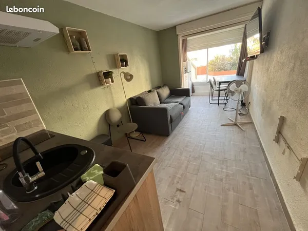 Studio 1 pièce 17 m²