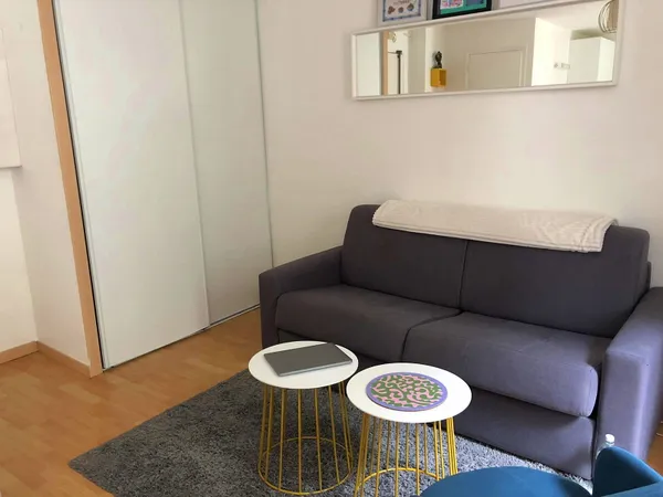 Loue Studio meublé