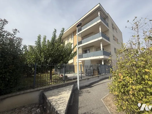 Appartement 4 pièces 80 m²