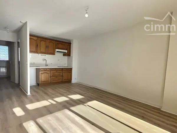 APPARTEMENT T3 AVEC LOGGIA
