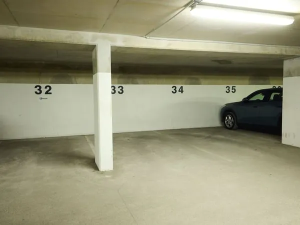 Parking 10 m²