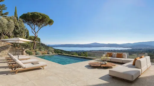 Villa 6 pièces 360 m²