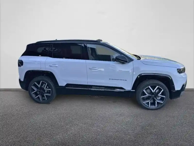 Jeep Compass 1.6 turbo t4 225ch e-hybrid plug-in first edition bvr7 — photo 4