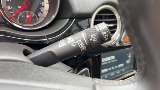 Opel Adam 1.0 Turbo 115 - Glam – 2018 – 83925 km – Essence – Boîte Manuelle — photo 15