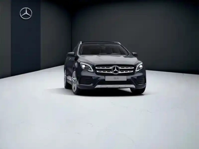 Mercedes Gla 200 d fascination — photo 11