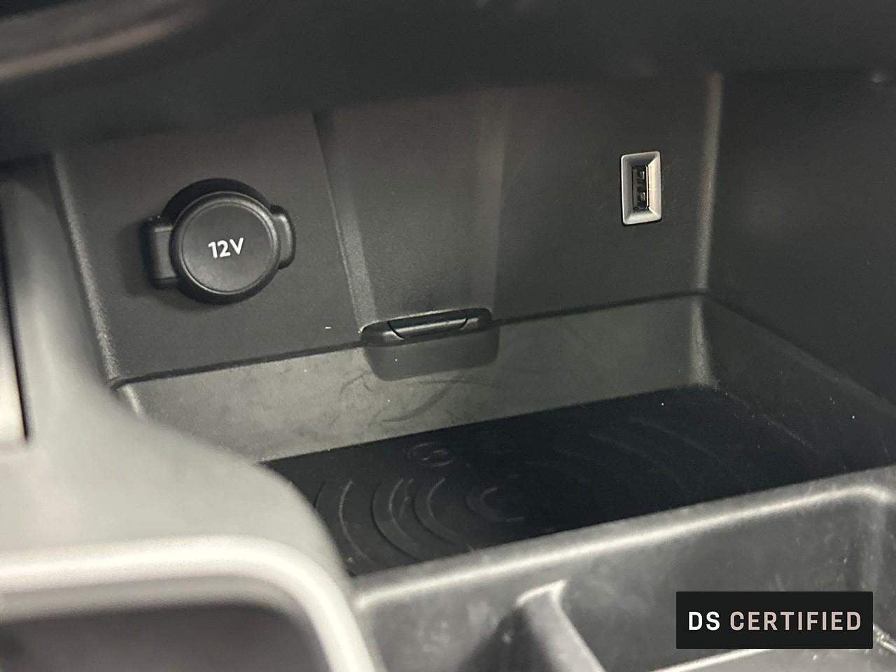 Ds Ds 7 crossback crossback hybride e-tense 300 eat8 4x4 performance — photo 31