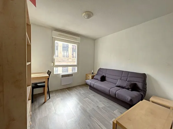 Studio 1 pièce 18 m²