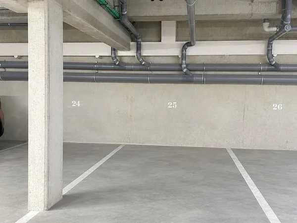 Vend place de parking