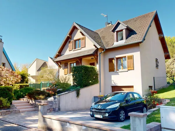 Maison 130 m² - 4 chambres - jardin paysager - terrain 695 m² - Morschwiller-le-Bas Proche de Mulhou