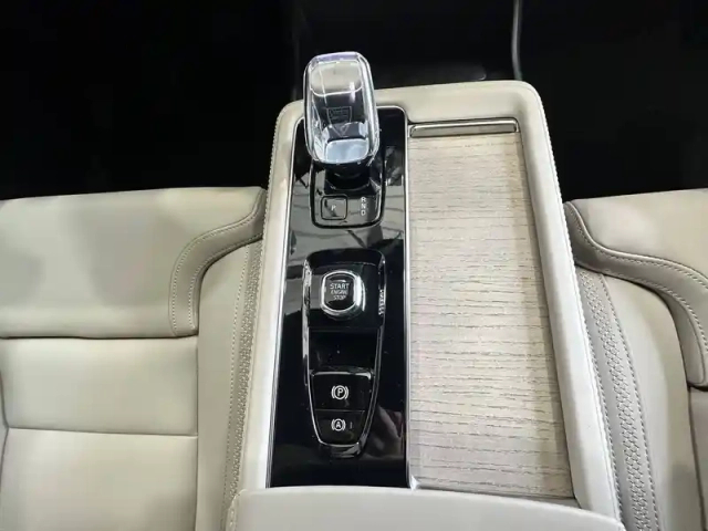Volvo Xc90 t8 awd hybride rechargeable 455 ch geartronic 8 7pl — photo 51