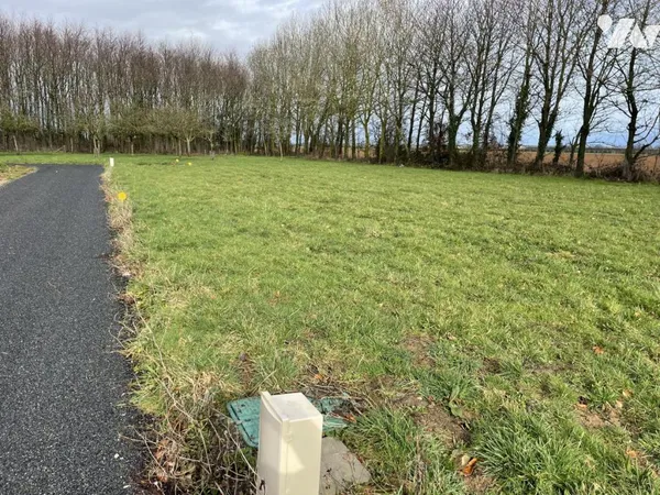 Terrain 1215 m²