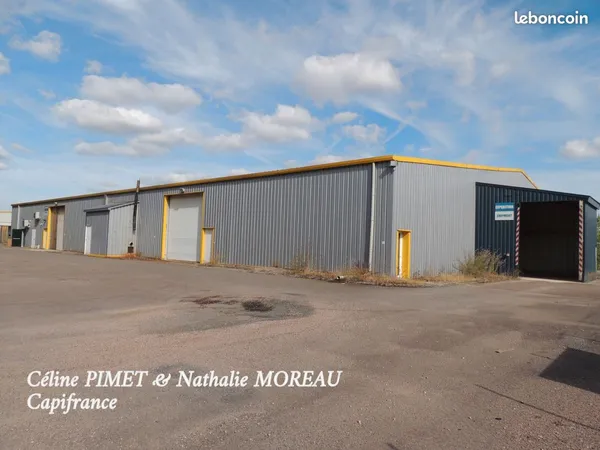 Local commercial 2 037 m²