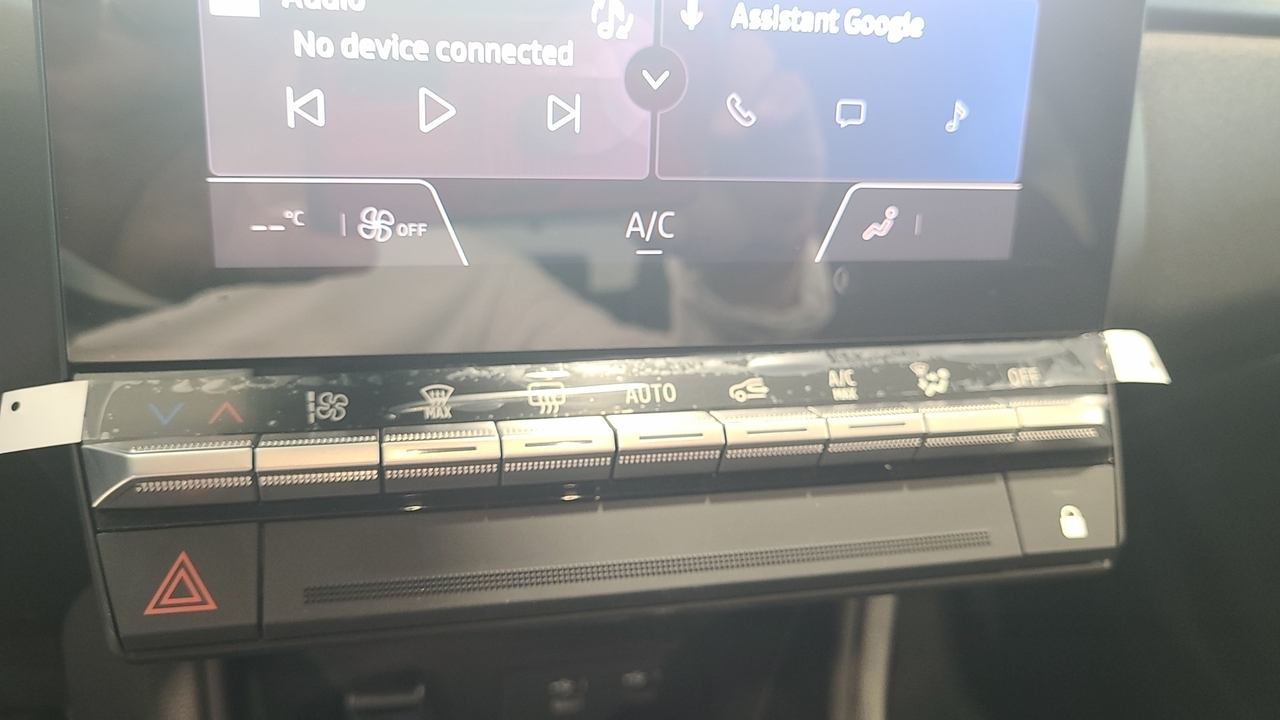 Renault Captur E-Tech full hybrid 160 ch — photo 21