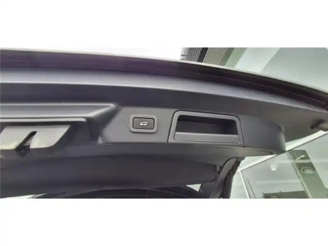 Land Rover Range Rover 2.0l p400e phev 404ch — photo 6