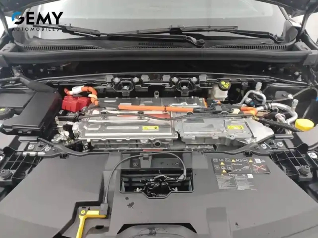 Renault Megane e-tech 220 ch autonomie confort gsr2 — photo 50