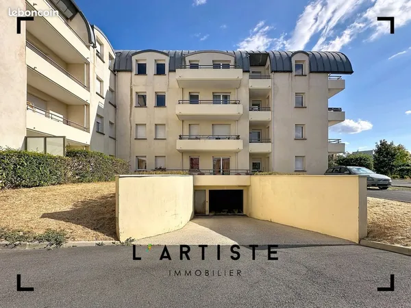 Parking 48 m²