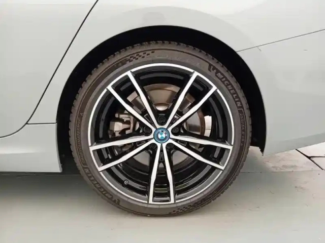 Bmw Serie 3 série 3 touring 330ea xdrive 292ch m sport — photo 22