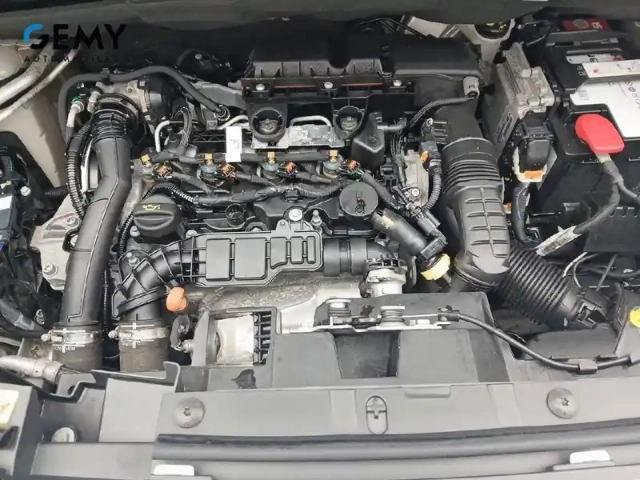 Peugeot Partner fourgon standard 650 kg bluehdi 100 s&amp;s bvm6 — photo 12