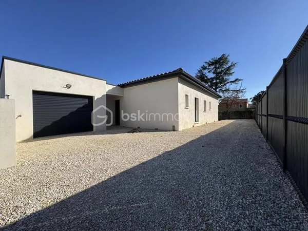 Maison de plain-pied 5 pièces 101 m²