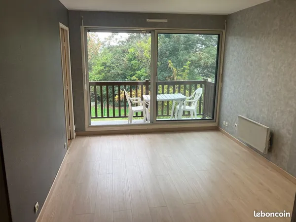 APT T2 Courseulles sur Mer 33M2 Balcon Sans vis à vis + PARKING Sous-terrain + 10mn Pied Plage + cen