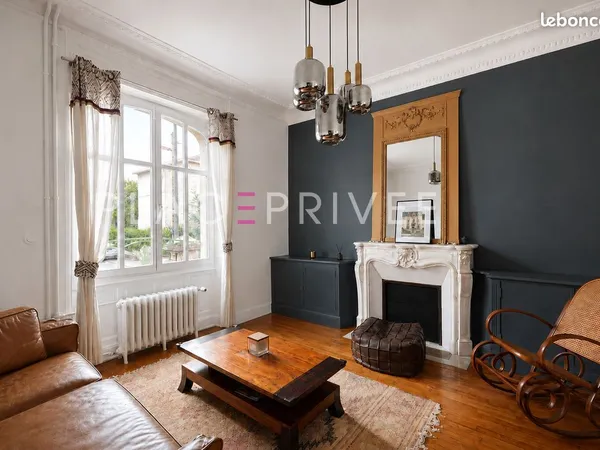 Maison 9 pièces 224 m²