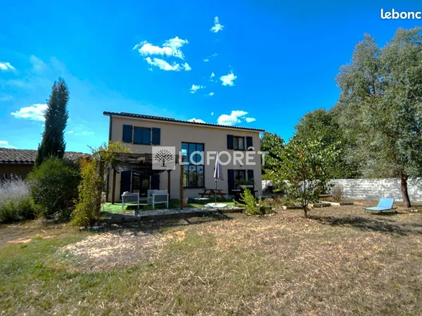 Maison 5 pièces 138 m²
