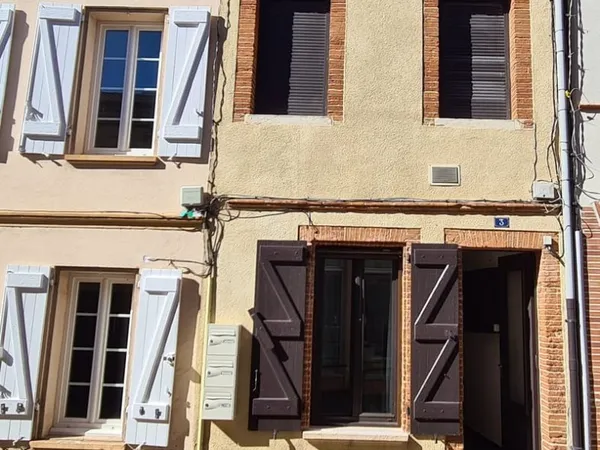 IMMEUBLE DE 3 LOGEMENTS